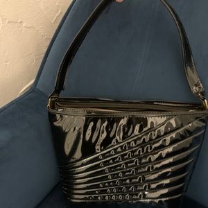 Black shoulder purse